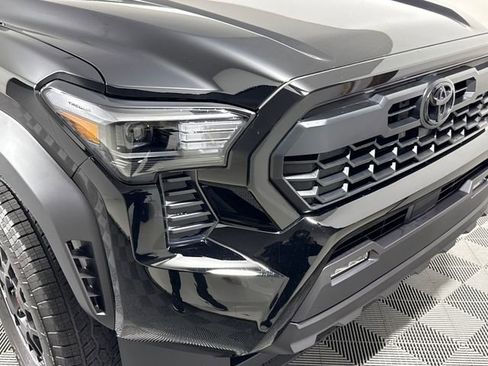 New 2026 Toyota Tacoma TRD Off-Road AWD/4WD image 12