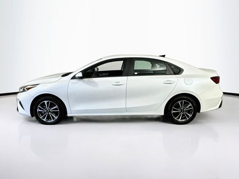 Used 2024 Kia Forte LXS w/ LXS Technology Package image 8