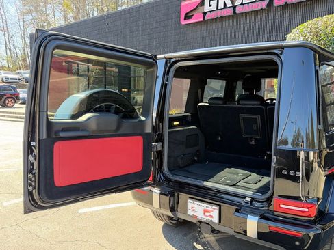 Used 2019 Mercedes-Benz G 63 AMG 4MATIC w/ Parking Package image 17