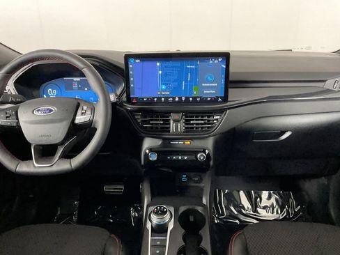 Used 2023 Ford Escape ST-Line Select w/ Tech Pack #2 image 16