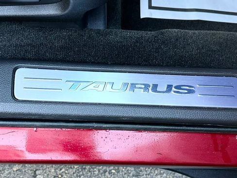 Used 2015 Ford Taurus SHO w/ Equipment Group 401A image 41