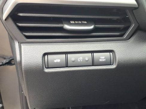 New 2026 Nissan Altima 2.5 SV w/ SV Special Edition Package FWD image 17