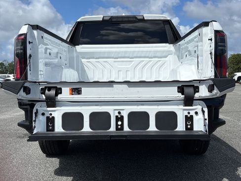 New 2026 GMC Sierra EV Elevation image 25