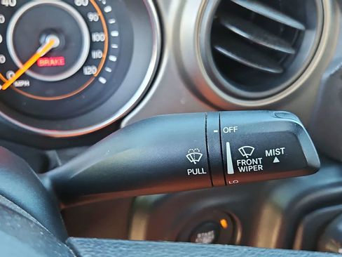 Used 2018 Jeep Wrangler Unlimited Sport image 25