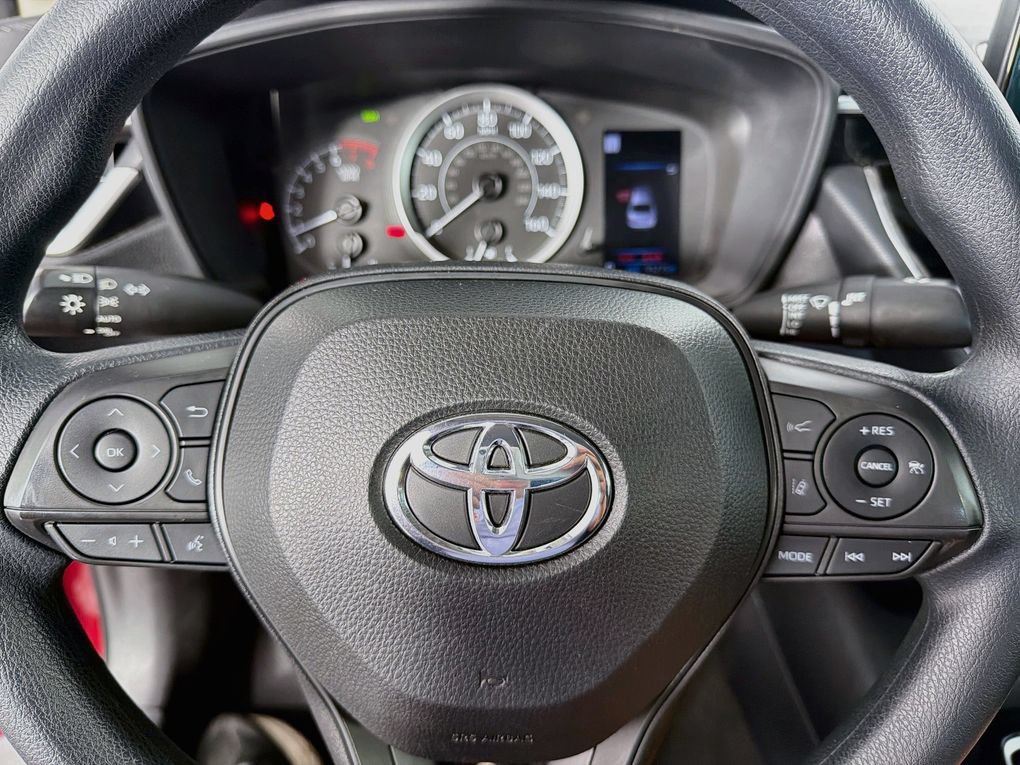 Used 2022 Toyota Corolla LE w/ LE Convenience Package FWD image 15