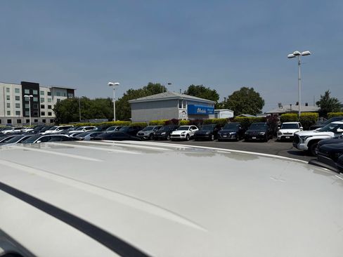 Used 2014 Chevrolet Silverado 1500 LTZ Z71 w/ LTZ Plus Package AWD/4WD image 21