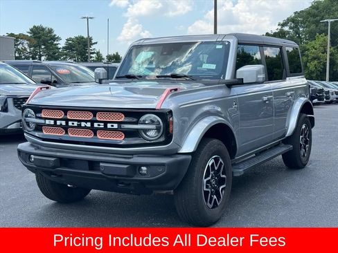 Used 2023 Ford Bronco Outer Banks AWD/4WD image 7