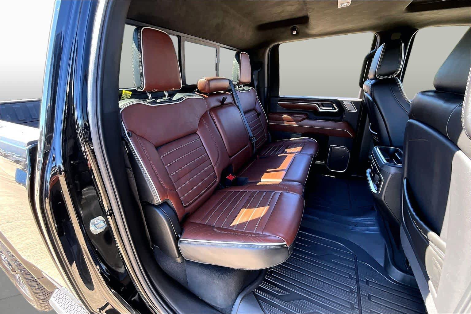 Used 2025 GMC Sierra 2500 Denali Ultimate AWD/4WD image 20