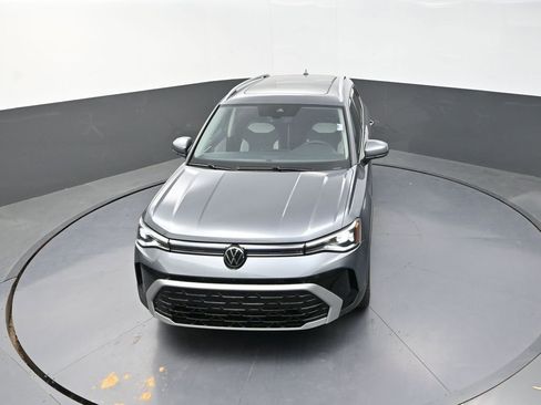 New 2025 Volkswagen Taos SEL image 12