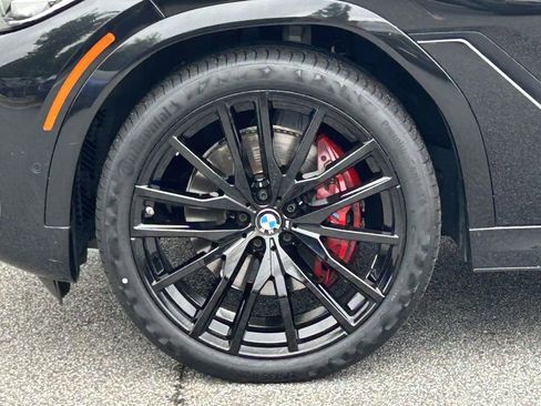 Used 2022 BMW X6 xDrive40i w/ M Sport Package AWD/4WD image 9