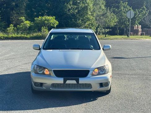 Used 2004 Lexus IS 300 RWD image 9