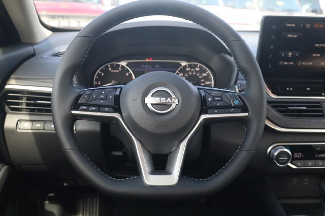 New 2026 Nissan Altima 2.5 SV w/ SV Premium Package FWD image 8