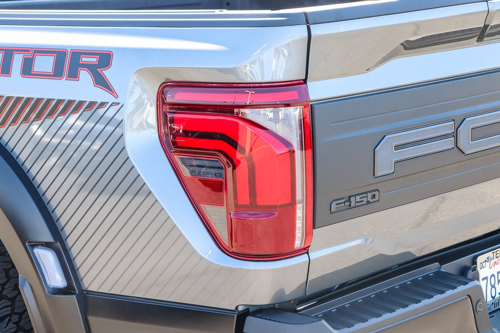 Used 2025 Ford F150 Raptor AWD/4WD image 7