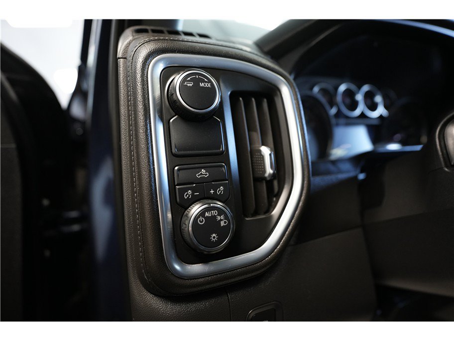 Used 2020 Chevrolet Silverado 1500 LT w/ Texas Edition RWD image 18