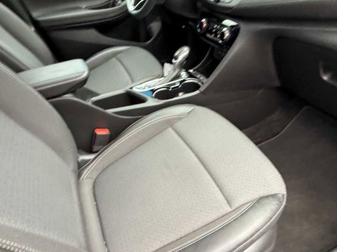 Used 2023 Buick Encore GX Preferred image 37