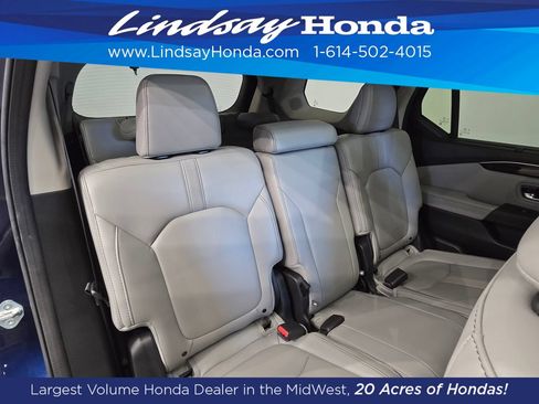 Used 2023 Honda Pilot Touring image 12