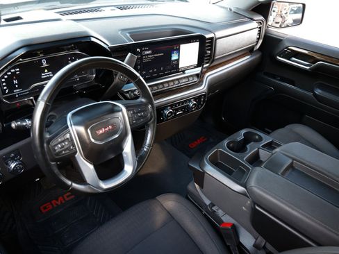 Used 2023 GMC Sierra 1500 Elevation w/ LPO, Elevation Black Package image 6