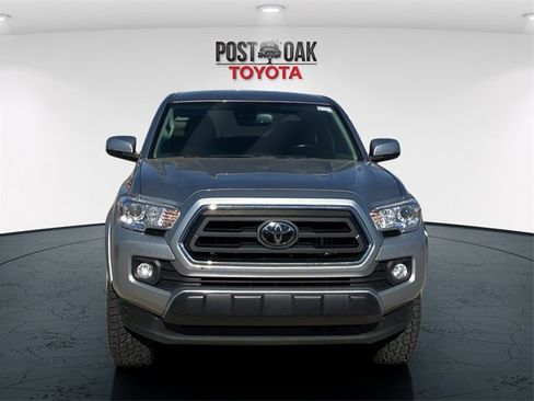 Used 2022 Toyota Tacoma SR5 image 2