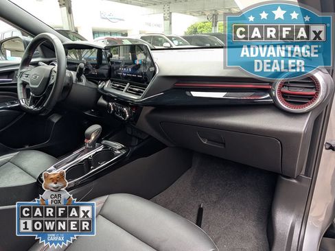 Certified 2025 Chevrolet Trax RS w/ Driver Confidence Package FWD image 23