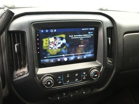 Used 2015 Chevrolet Silverado 2500 W/T AWD/4WD image 11
