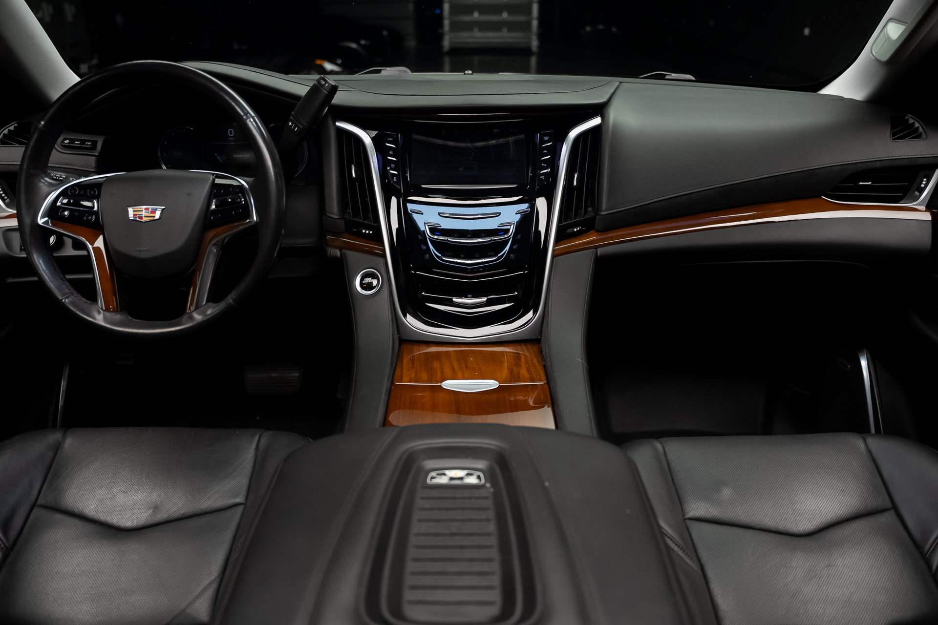 Used 2020 Cadillac Escalade Luxury RWD image 35