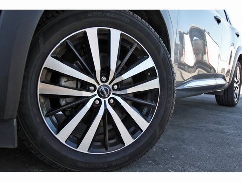 Certified 2023 Nissan Pathfinder Platinum image 30