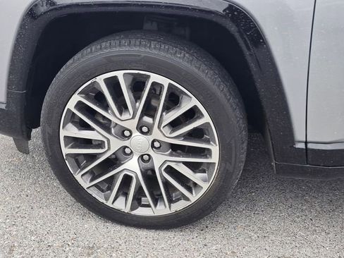 Used 2022 Jeep Compass Limited w/ Elite Group image 9