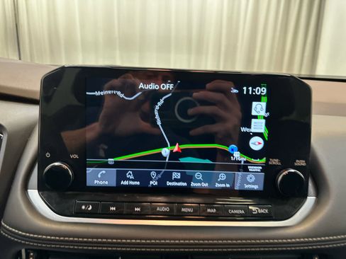 Certified 2022 Nissan Rogue SL w/ SL Premium Package image 15