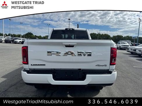 Used 2025 RAM 2500 Laramie AWD/4WD image 5