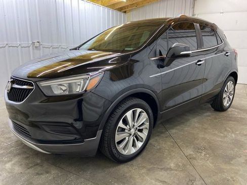 Used 2018 Buick Encore Preferred image 3