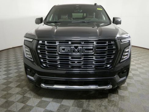 Used 2025 GMC Yukon Denali Ultimate image 7