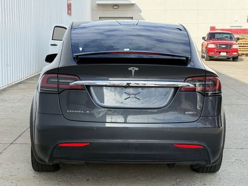 Used 2018 Tesla Model X 100D image 5