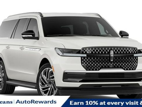 New 2026 Lincoln Navigator L Premier AWD/4WD image 4