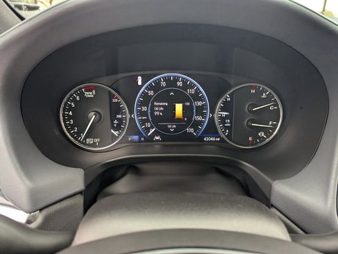 Used 2023 Buick Enclave Premium w/ Experience Buick Package image 32