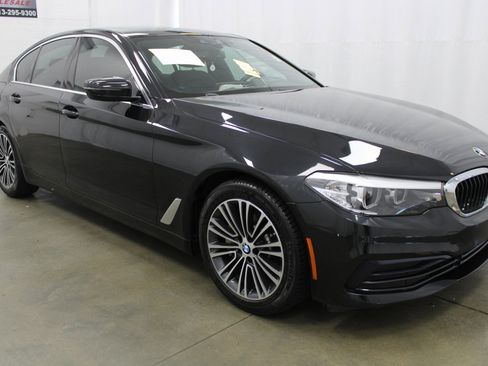 Used 2019 BMW 530i w/ Convenience Package image 5
