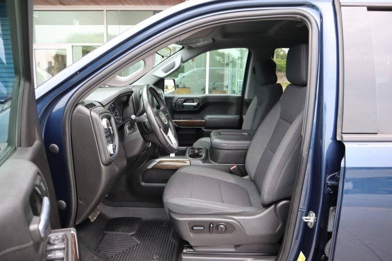 Used 2021 GMC Sierra 1500 Elevation w/ Preferred Package AWD/4WD image 10