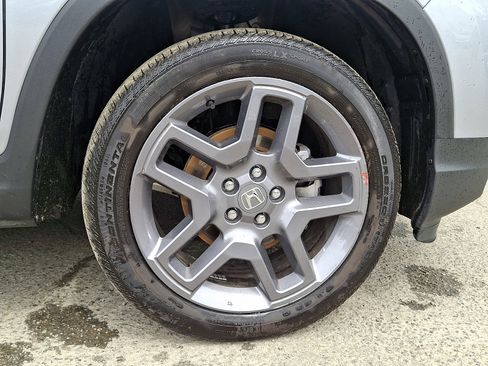 Used 2023 Honda Passport EX-L image 9