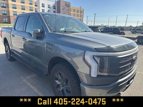 Used 2023 Ford F150 Lightning Lariat AWD/4WD image 12
