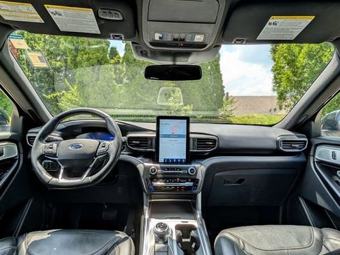 Used 2020 Ford Explorer ST w/ ST Street Pack AWD/4WD image 13