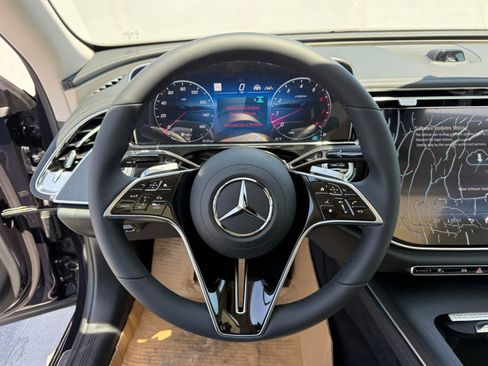 New 2026 Mercedes-Benz E 450 4MATIC Sedan image 24