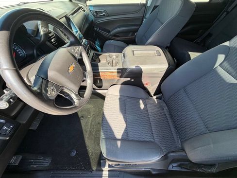 Used 2019 Chevrolet Tahoe LS w/ All-Season Package RWD image 9