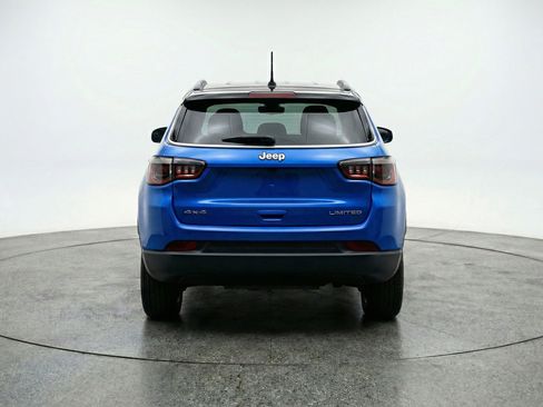 Used 2025 Jeep Compass Limited AWD/4WD image 7