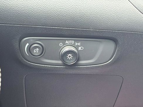 Used 2025 Buick Encore GX Preferred FWD image 29