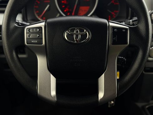 Used 2013 Toyota 4Runner SR5 AWD/4WD image 14