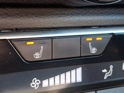 Used 2025 Nissan Sentra SR FWD image 26