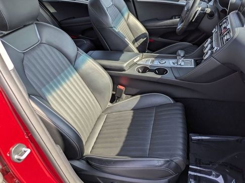 Used 2019 Genesis G70 3.3T Advanced image 41
