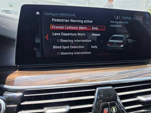 Used 2018 BMW 540i xDrive AWD/4WD image 14