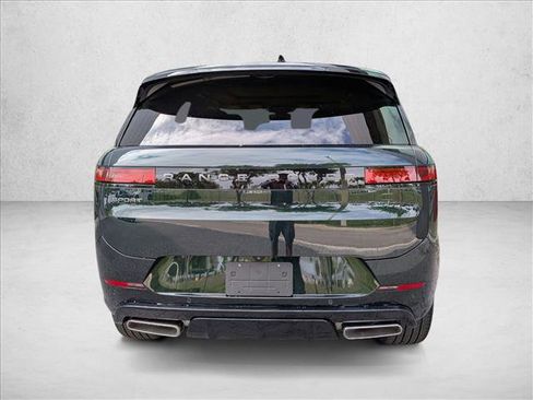 New 2026 Land Rover Range Rover Sport Dynamic SE AWD/4WD image 7