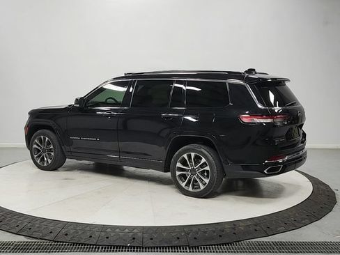 Used 2021 Jeep Grand Cherokee L Overland w/ Luxury Tech Group IV AWD/4WD image 5