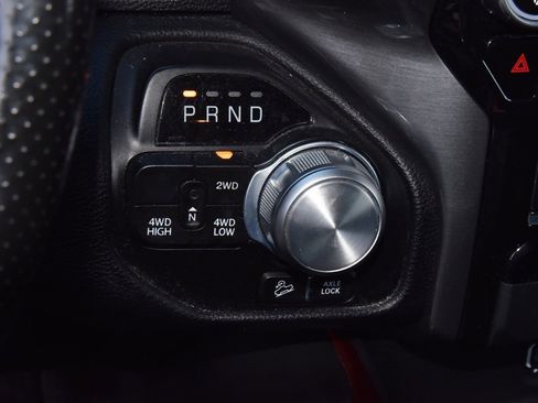 Used 2022 RAM 1500 Rebel image 30